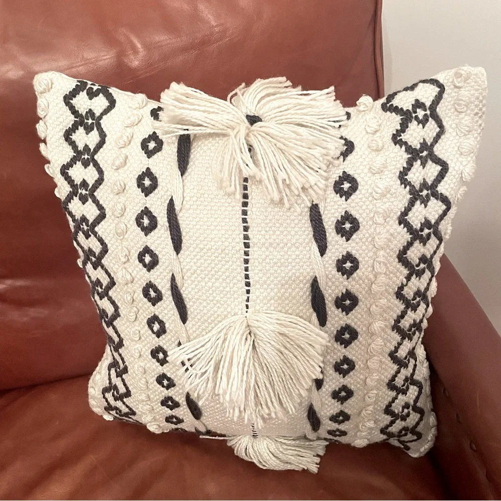 GRANDINROAD Decorative Pillows Kilim Indoor Throw Pillows 18” x 18”